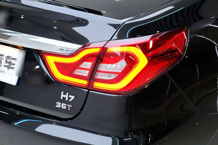 红旗H7 2021款 2.0T 旗舰版车身外观6011