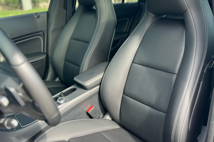 奔驰CLA 2016款 改款 CLA 200 时尚型局部细节19