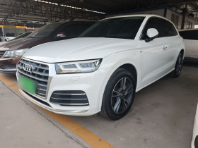 奥迪Q5L 2020款 改款 40 TFSI 荣享时尚型