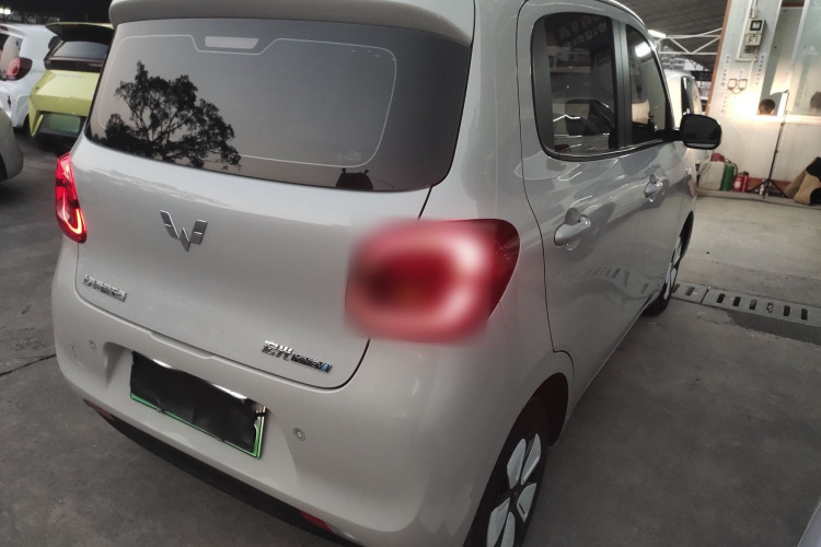 五菱汽车 宏光MINIEV 2025款 四门版 臻享款车身外观6005