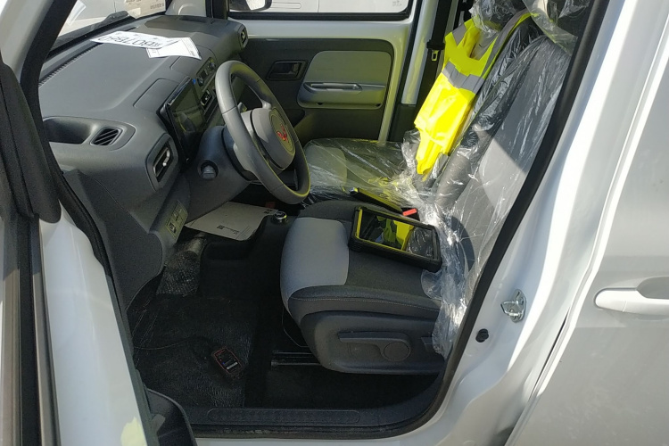 五菱汽车 五菱之光新能源 2025款 305km 进取型局部细节19