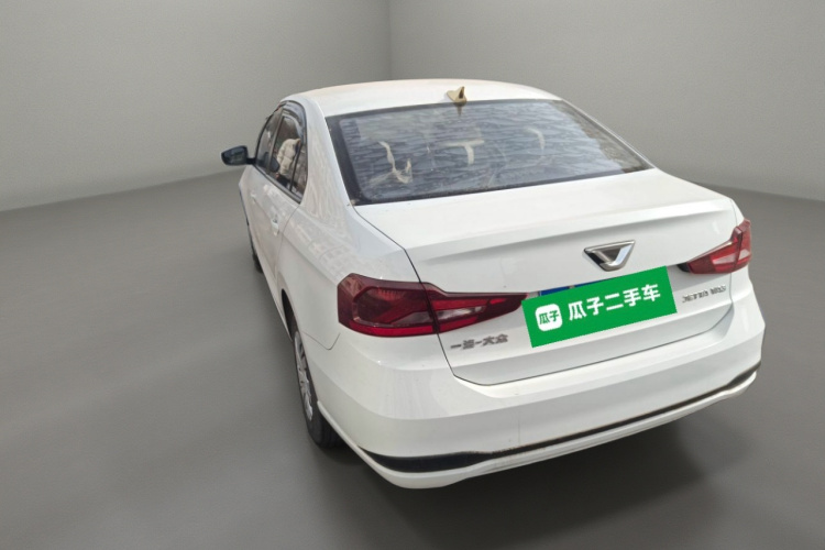 捷达VA3 2021款 1.5L 手动进取版车身外观5