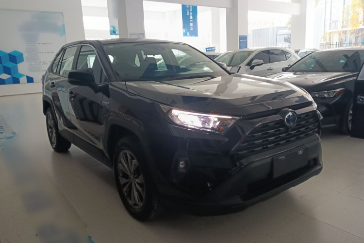 丰田 RAV4荣放 2023款 双擎 2.5L E-CVT两驱精英版车身外观3