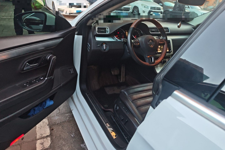 一汽-大众CC 2016款 1.8TSI 豪华型中控内饰20
