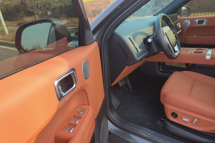 理想汽车 理想L6 2024款 Pro中控内饰20