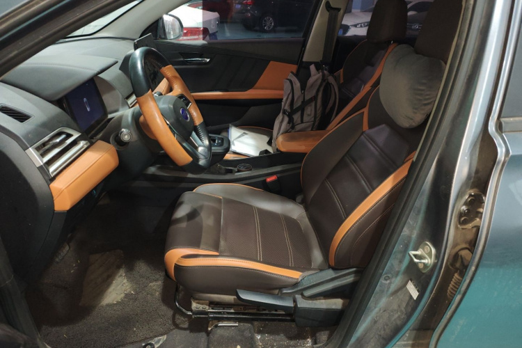 比亚迪e2 2021款 豪华型中控内饰19