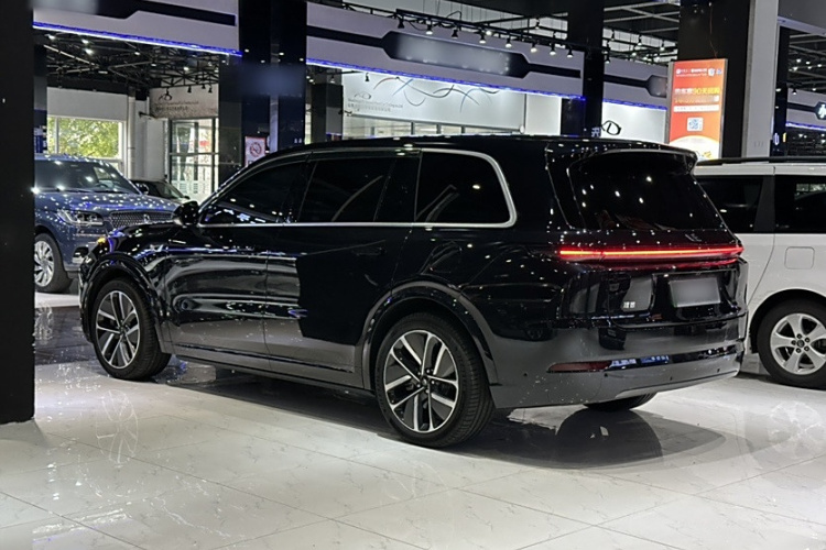 理想汽车 理想L9 2024款 Ultra车身外观6003