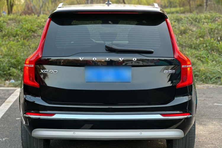 沃尔沃XC90 2022款 B5 智行豪华版 5座车身外观6004