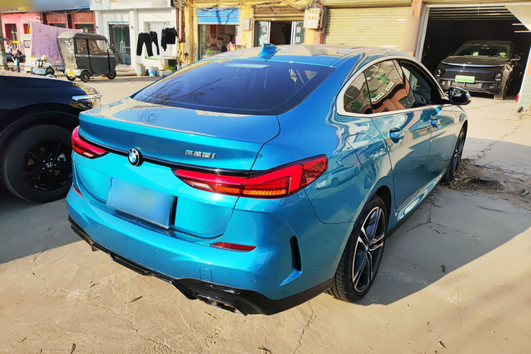宝马2系(进口) 2021款 225i 四门轿跑车 M运动套装车身外观7