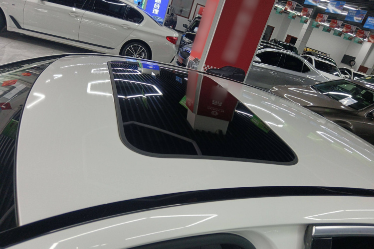 奔驰C级 2018款 C 180 L 时尚型运动版车身外观57