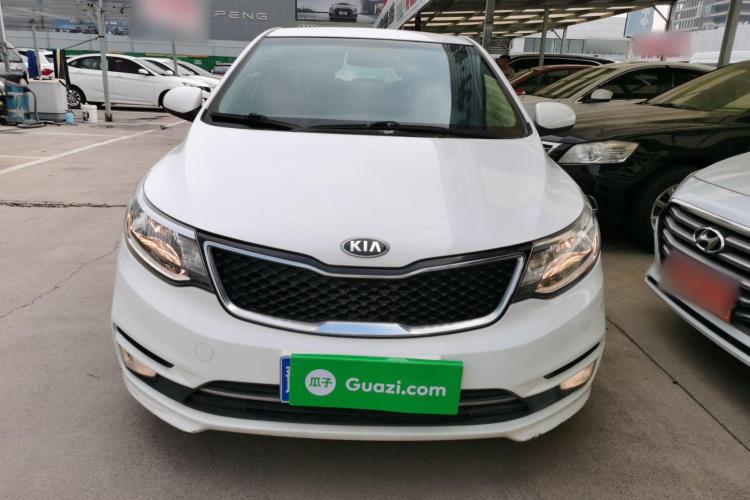 起亚K2 2015款 三厢 1.4L MT GLS车身外观6001