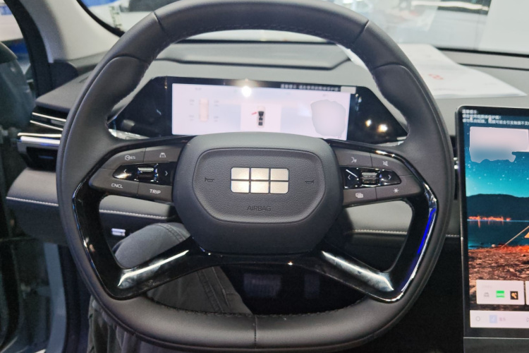 吉利银河 银河L6 2024款 125km PLUS 龙腾版中控内饰13