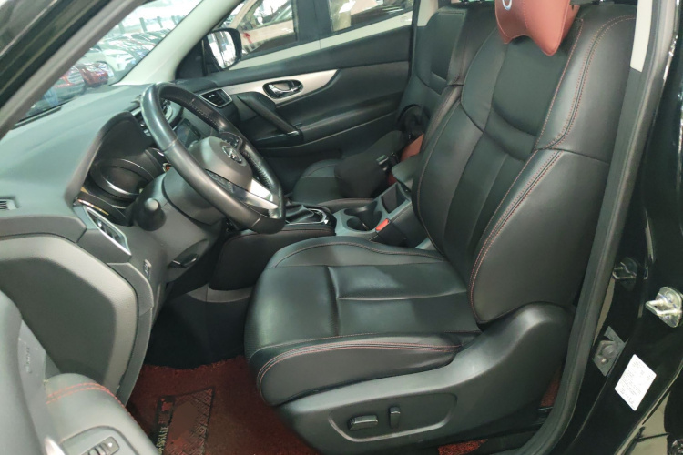 日产 逍客 2022款 2.0L CVT XV Prem豪华版中控内饰19