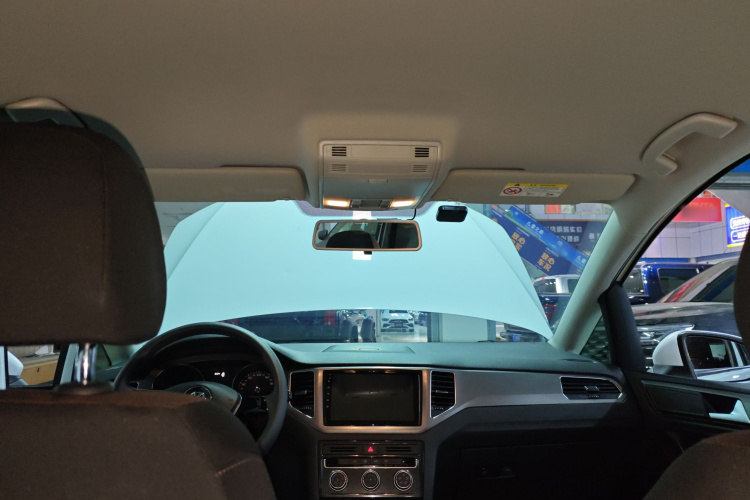 大众 高尔夫·嘉旅 2018款 1.6L 自动舒适型中控内饰22