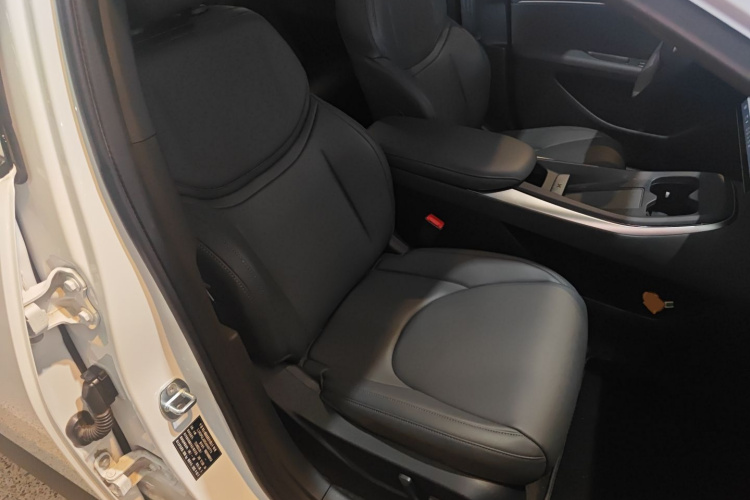 小鹏MONA M03 2024款 515 长续航局部细节41