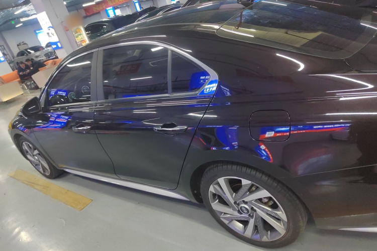 现代 名图 2021款 270TGDi DCT LUX尊贵版车身外观4