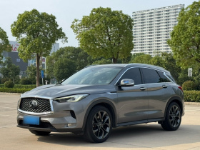 英菲尼迪QX50 2018款 2.0T 四驱智能版