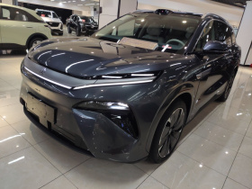 比亚迪 唐L 2025款 EV 600KM四驱激光雷达旗舰型