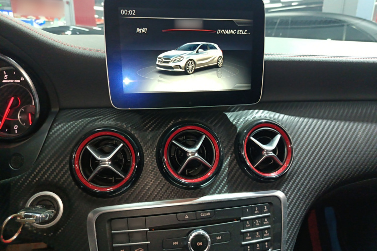 奔驰A级AMG(进口) 2016款 AMG A 45 4MATIC局部细节16