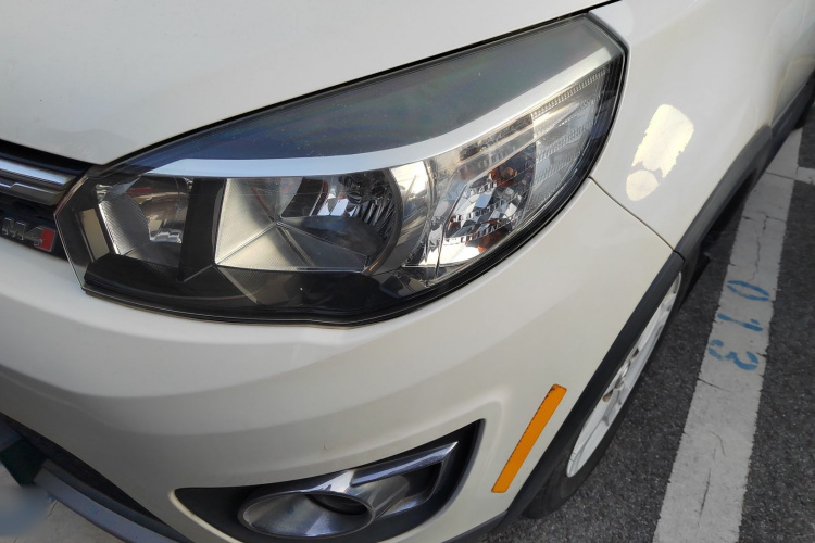 长城M4 2012款 1.5L 手动舒适型局部细节36