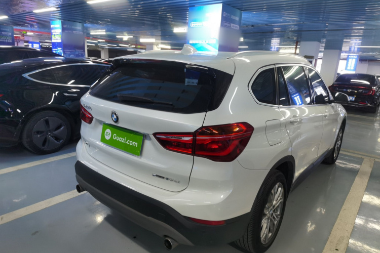 宝马X1 2019款 sDrive20Li 领先型车身外观7