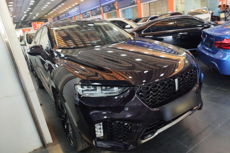 魏牌 VV7 2017款 2.0T 旗舰型车身外观3