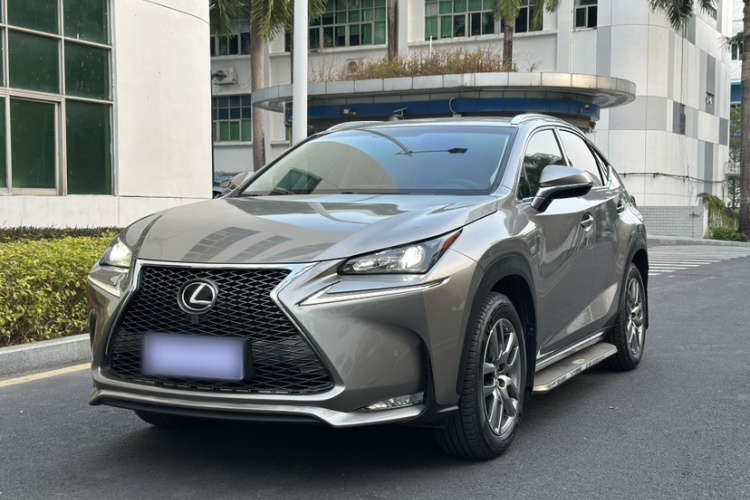雷克萨斯NX 2015款 200t 全驱 锋尚版车身外观1