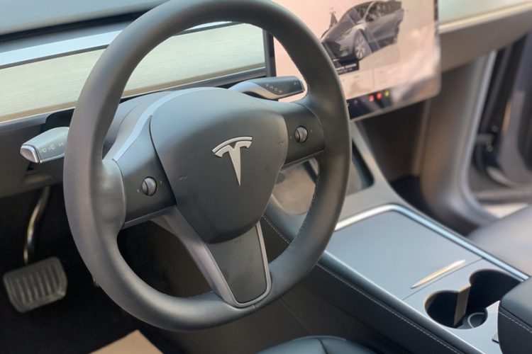 特斯拉 Model Y 2022款 改款 后轮驱动版局部细节13