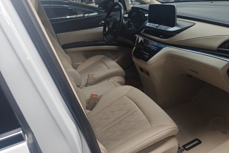 别克GL8 2023款 改款 陆上公务舱 豪华型局部细节41