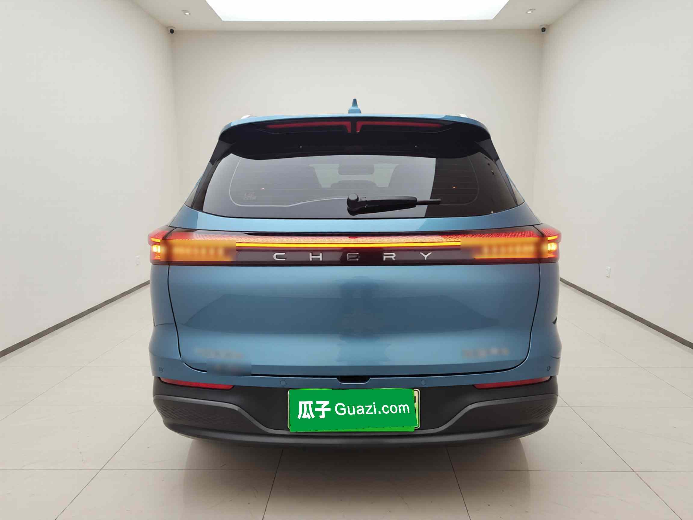 奇瑞 瑞虎8 PLUS C-DM 2025款 1.5T 116km 尊贵型 5座(3)