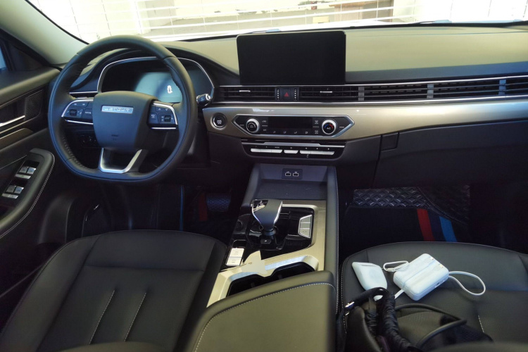 捷途X70 2024款 1.5T DCT跃享版 5座中控内饰12