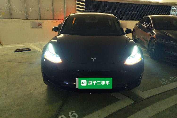 特斯拉 Model 3 2021款 改款 标准续航后驱升级版 3D1车身外观2