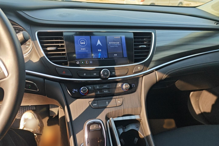 别克 君越 2022款 652T 豪华型局部细节16