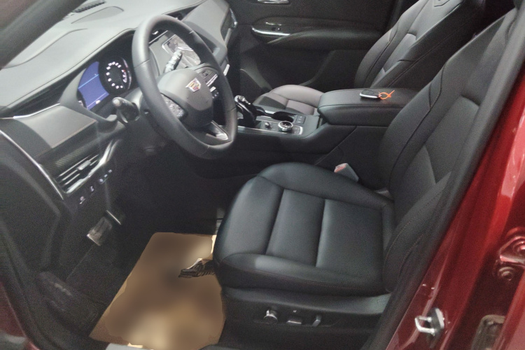 凯迪拉克XT4 2022款 28T 四驱铂金型中控内饰19
