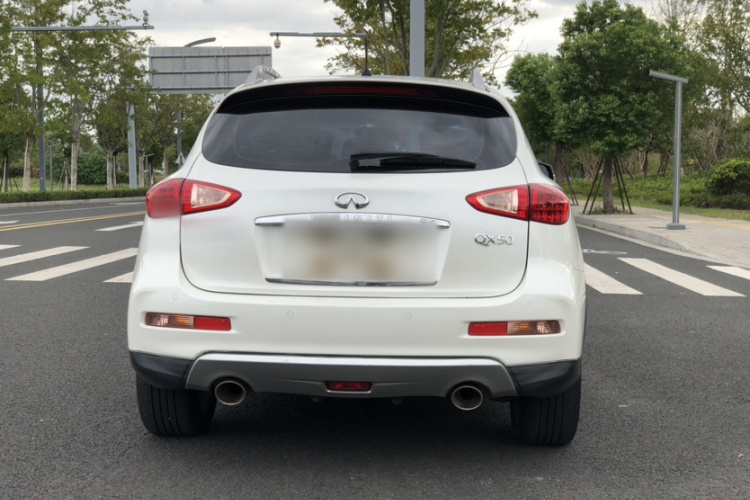 英菲尼迪QX50 2015款 2.5L 舒适版车身外观6003