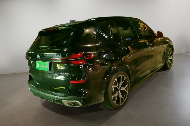 宝马X5 2023款 xDrive 30Li 尊享型M运动曜夜套装车身外观7