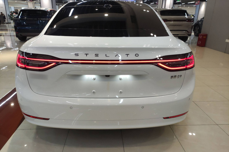 鸿蒙智行 享界S9 2024款 纯电 Ultra 四驱旗舰版车身外观6004