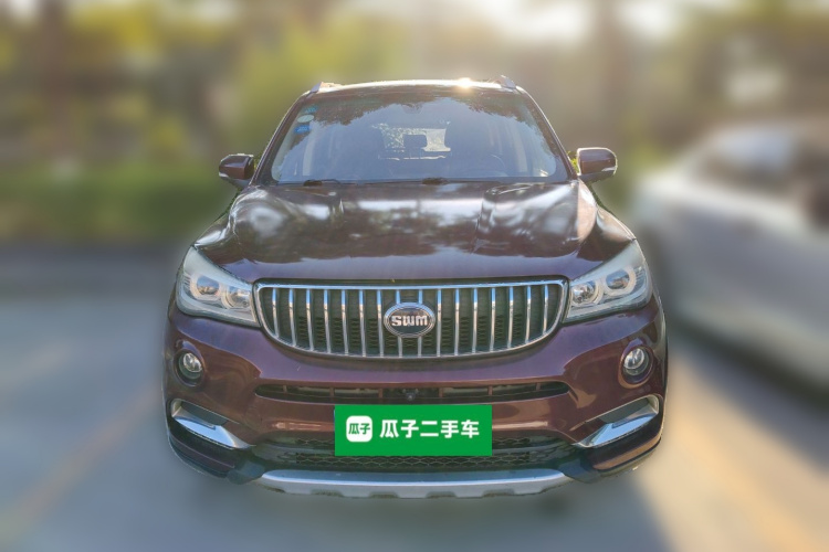 SWM斯威汽车 SWM斯威X7 2018款 1.5T 手动豪华型 7座车身外观2