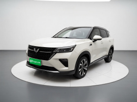 五菱汽车 五菱星辰 2021款 1.5T CVT星辉版