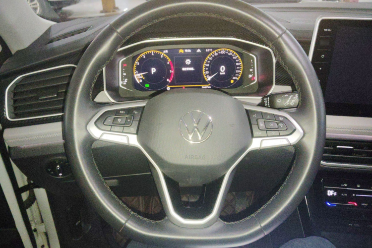 大众 探岳 2023款 300TSI 两驱豪华Plus进阶版中控内饰13