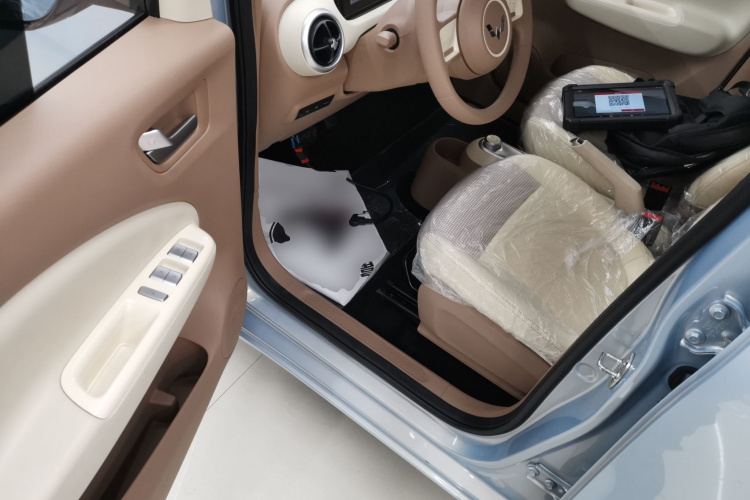 五菱汽车 宏光MINIEV 2025款 四门版 进阶款中控内饰20