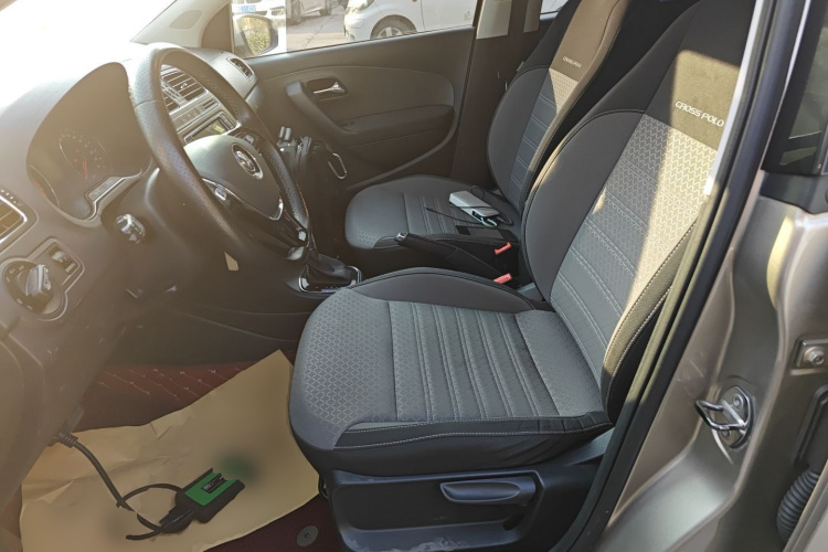 大众 2014款 1.6L Cross Polo 自动局部细节19