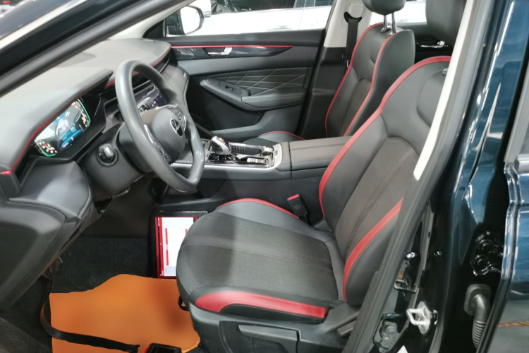 东风风神 奕炫MAX 2023款 1.5T 超能型爸版中控内饰19