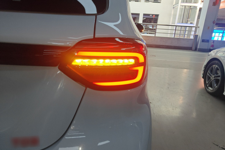 零跑汽车 零跑T03 2023款 403轻享版车身外观6001