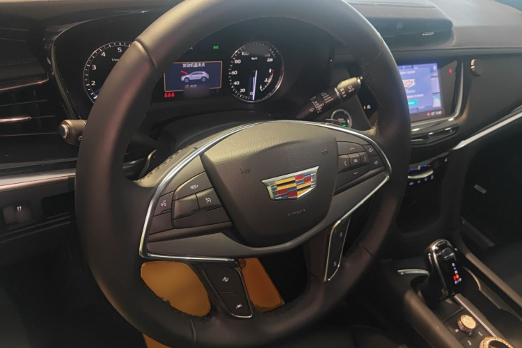 凯迪拉克XT5 2022款 2.0T 四驱豪华型中控内饰13
