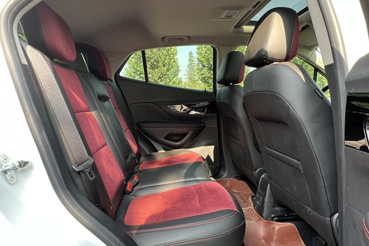 别克 昂科拉 2018款 18T 自动两驱都市精英型中控内饰7003