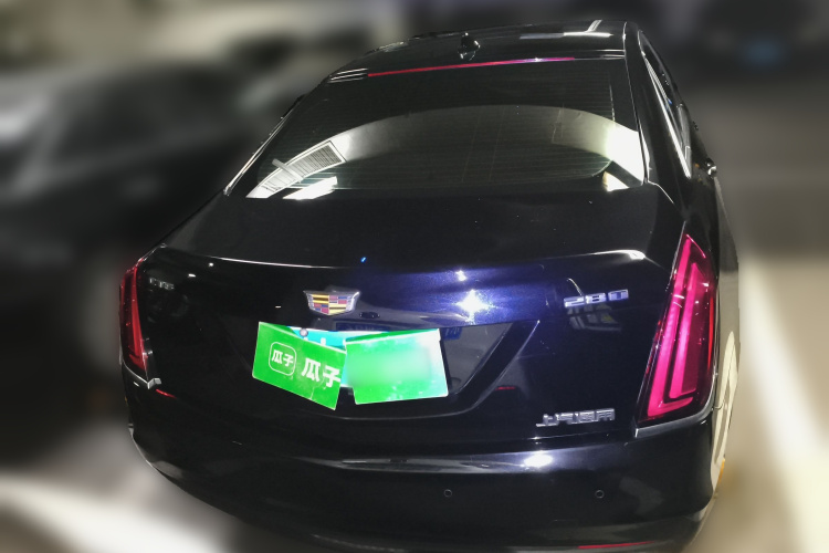 凯迪拉克CT6 2017款 28T 豪华型车身外观6