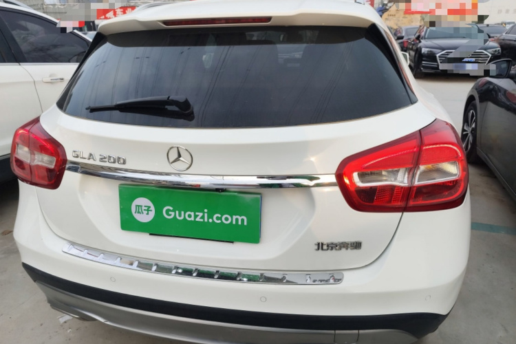 奔驰GLA 2015款 GLA 200 动感型车身外观6