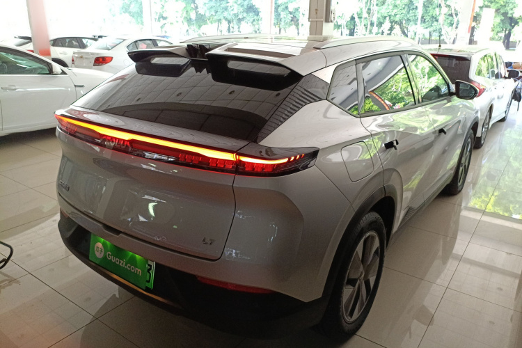 东风风神 风神L7新能源 2024款 205 Air车身外观7