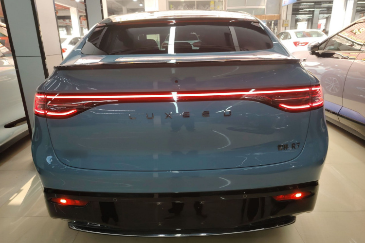 鸿蒙智行 智界R7 2024款 纯电 736km UItra车身外观6